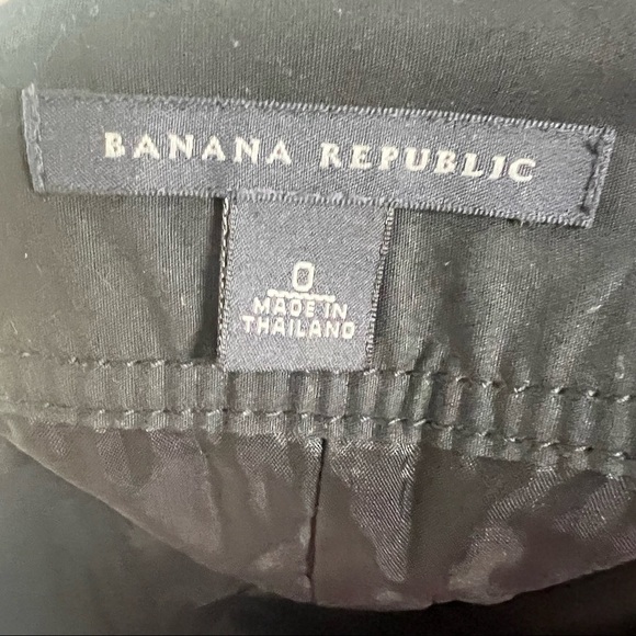 BANANA REPUBLIC Wool Blend Front Button A-Line Skirt - Picture 4 of 4